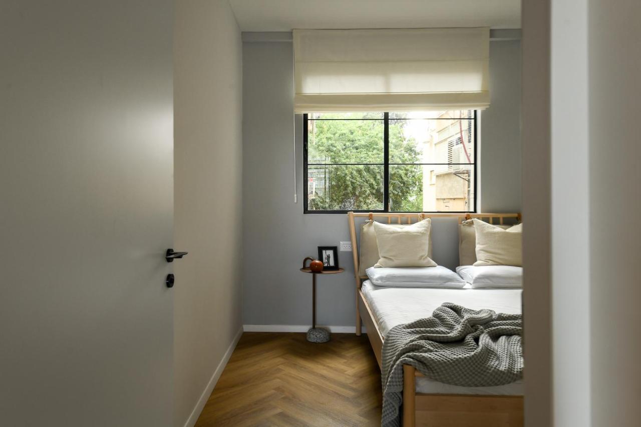 Picturesque 3Br Apt W Panoramic Views In Tel Aviv With Shelter By Sea N' Rent Luaran gambar